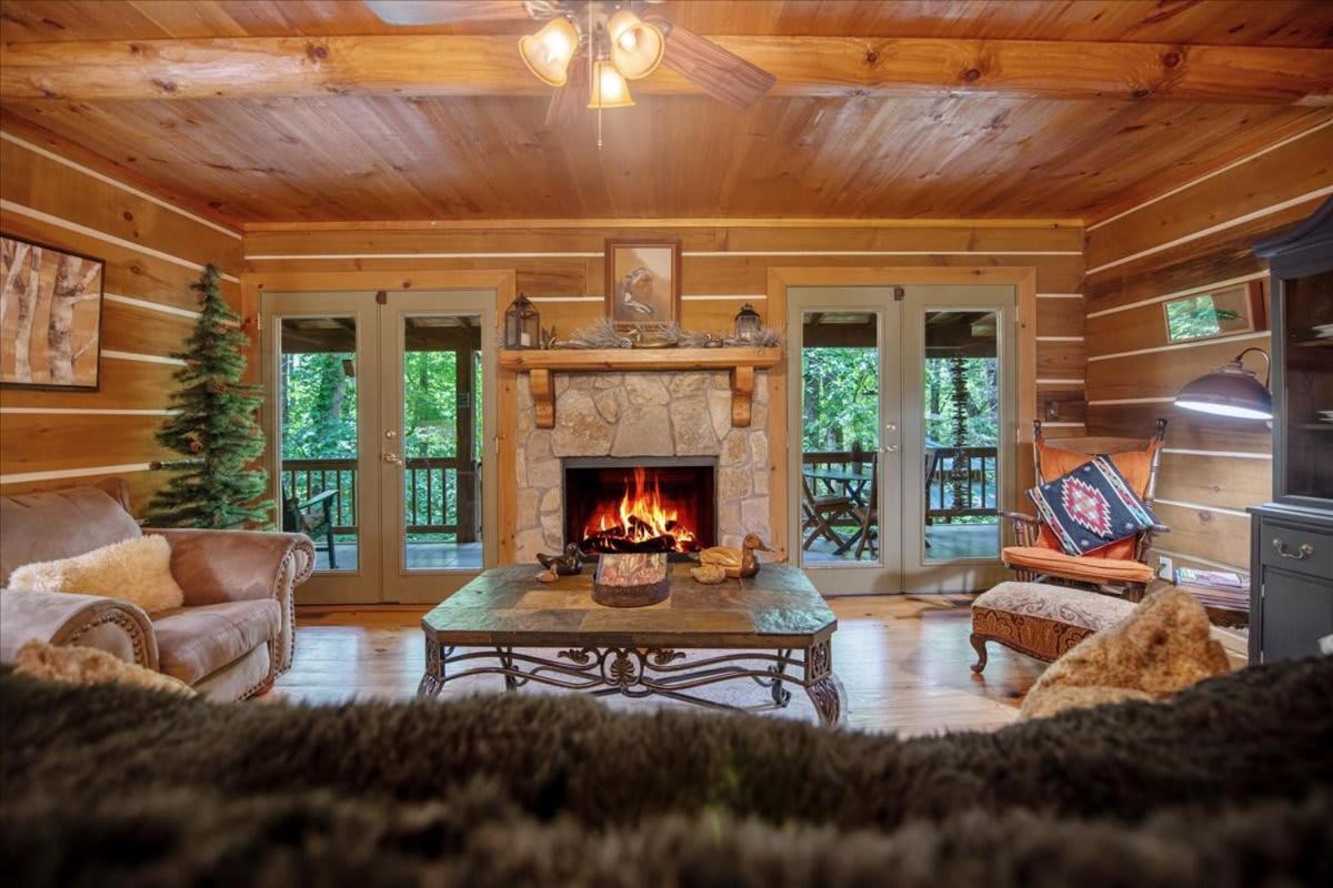 Waterfront Mountain Cabin With Hot Tub Villa Blue Ridge Buitenkant foto