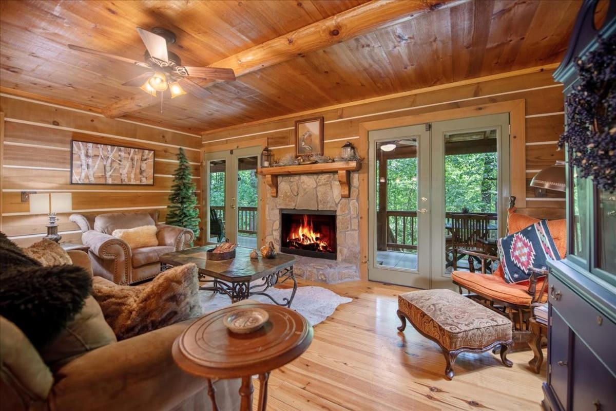 Waterfront Mountain Cabin With Hot Tub Villa Blue Ridge Buitenkant foto