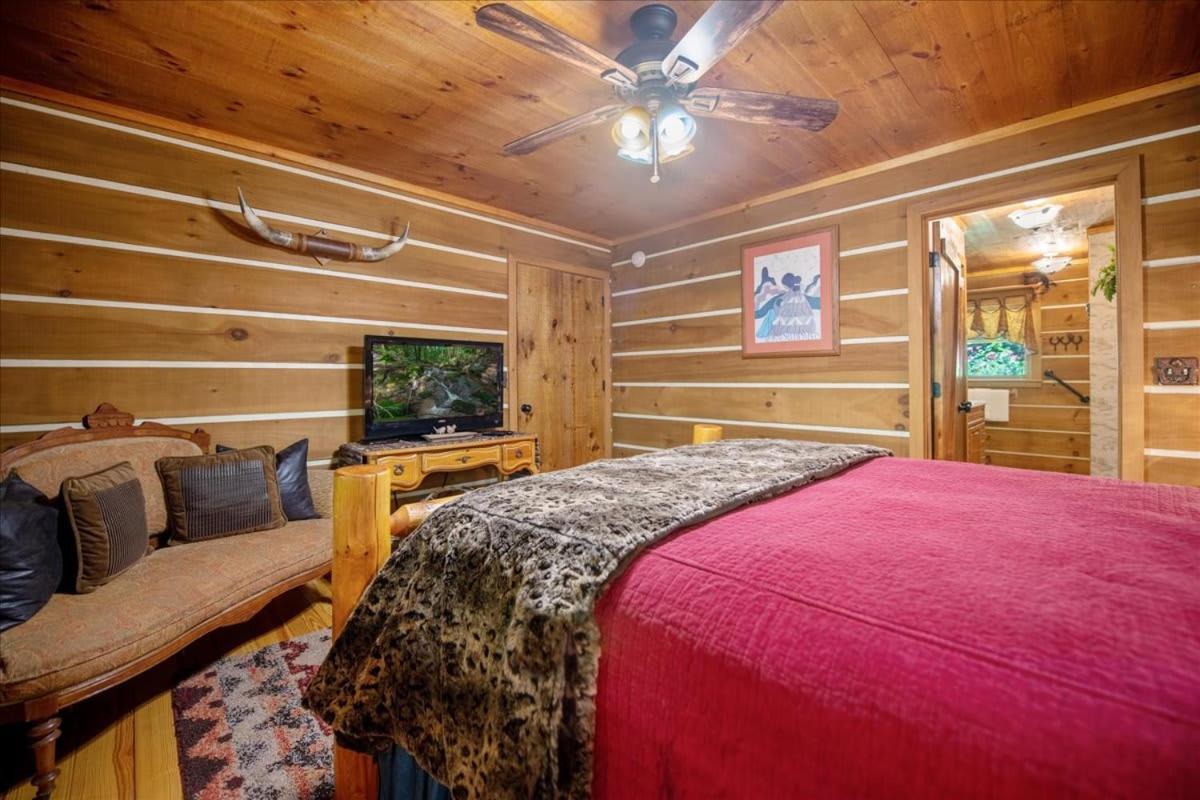 Waterfront Mountain Cabin With Hot Tub Villa Blue Ridge Buitenkant foto